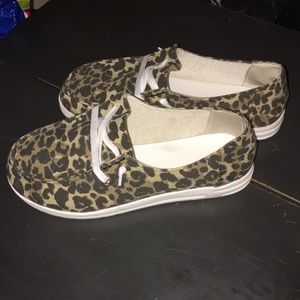Leopard print shoes!